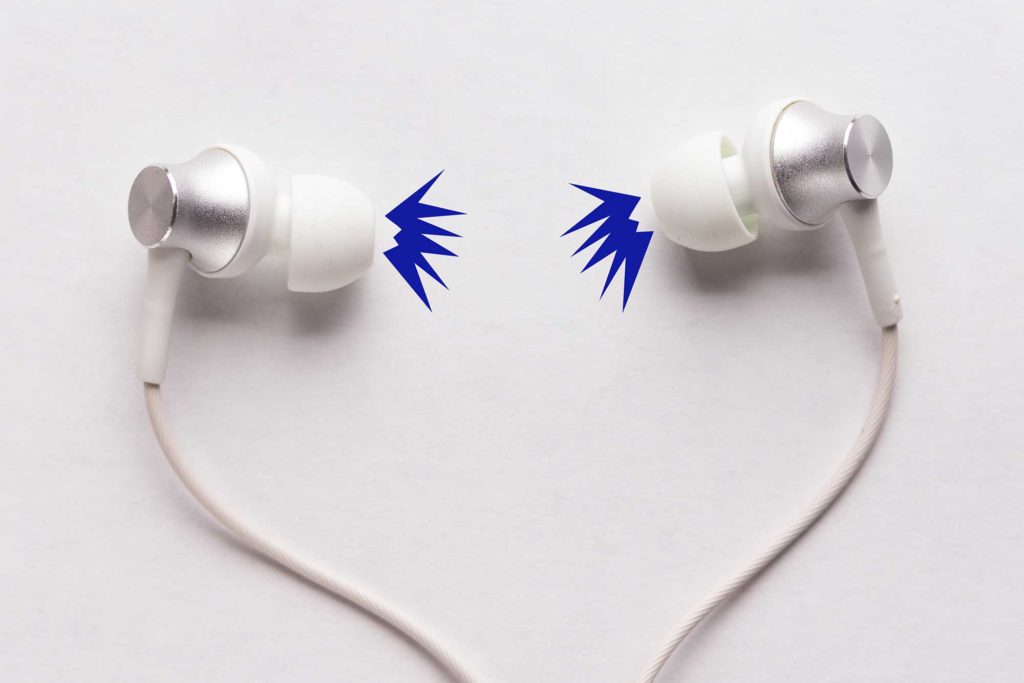 Earbuds may damage young ears